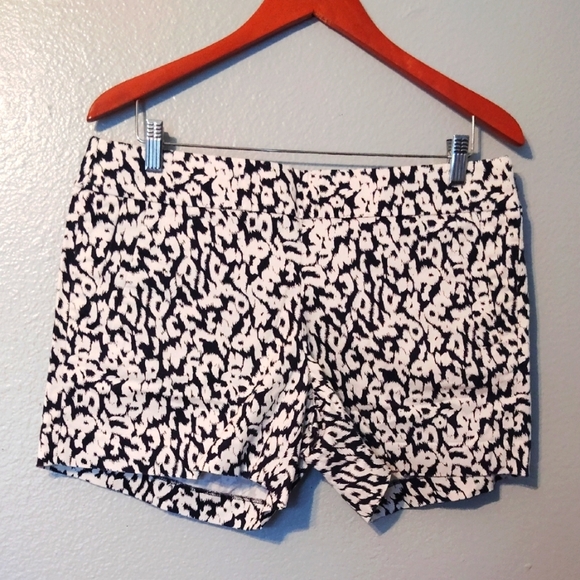 J.Crew Shorts Size 10 - Picture 1 of 9